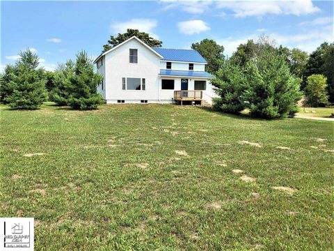 A home in Tyrone Twp