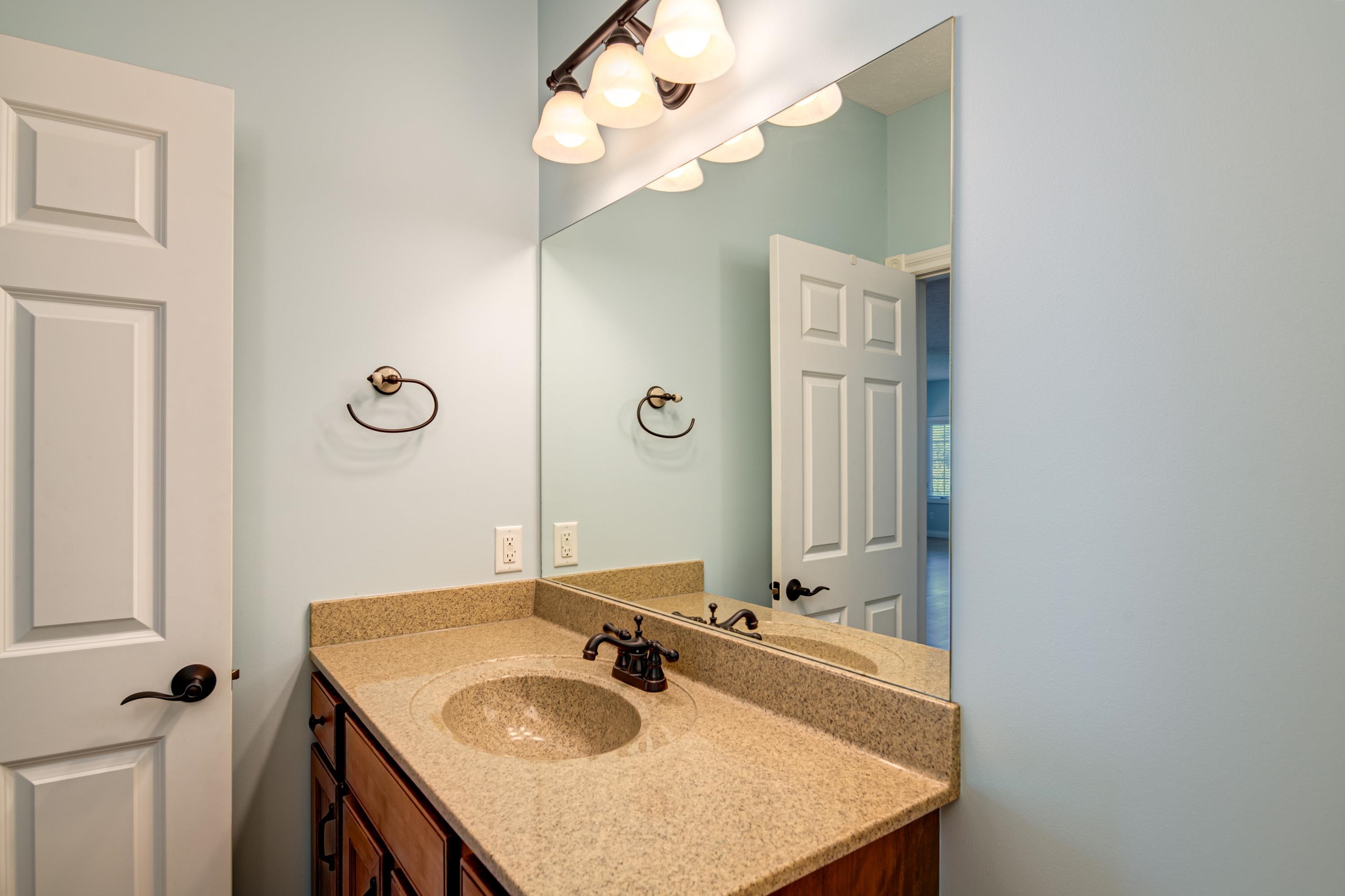 Photo 17 of 30 of 1420 Forest Park Drive condo