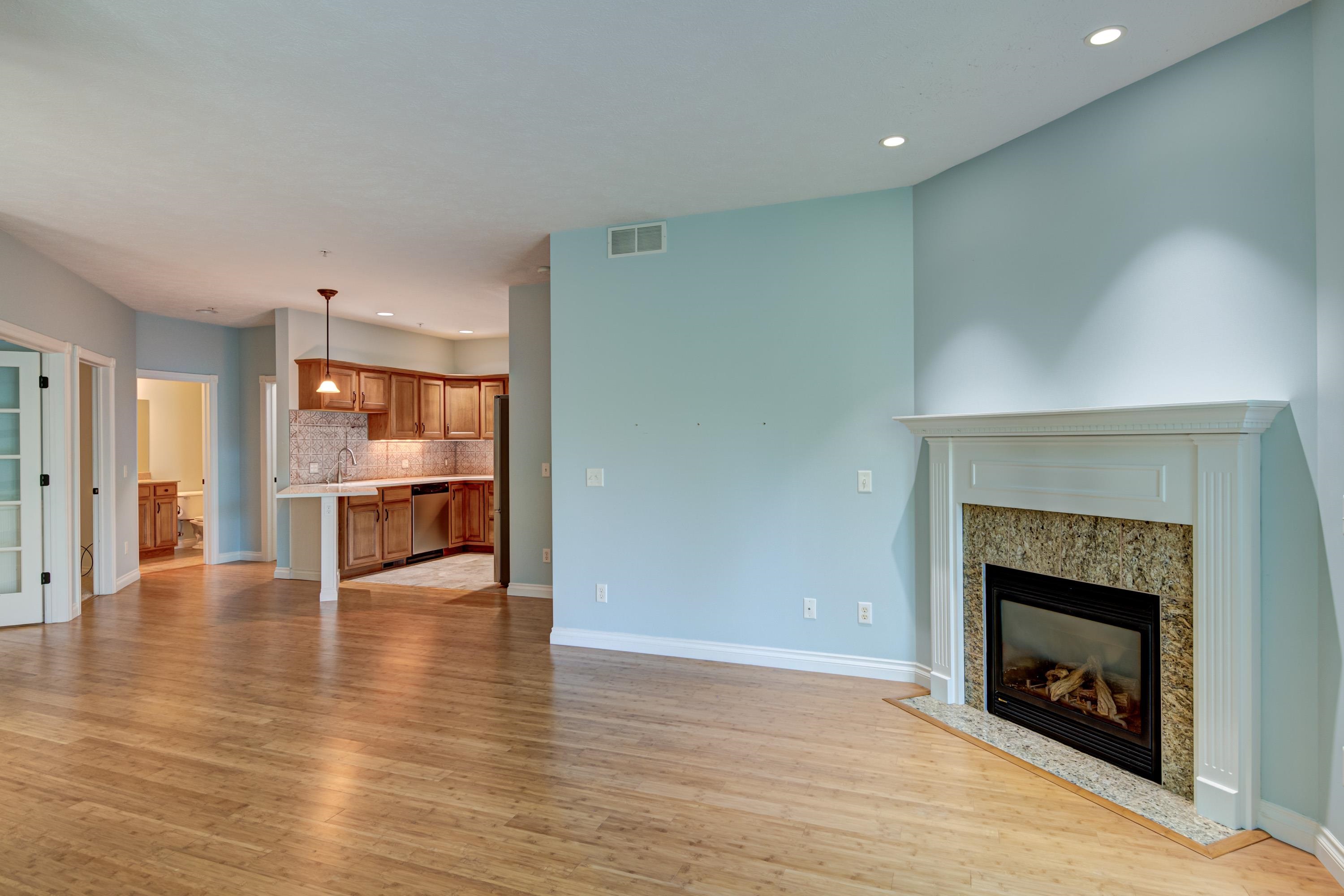Photo 8 of 30 of 1420 Forest Park Drive condo