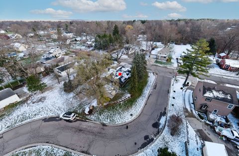 A home in Lake Orion Vlg