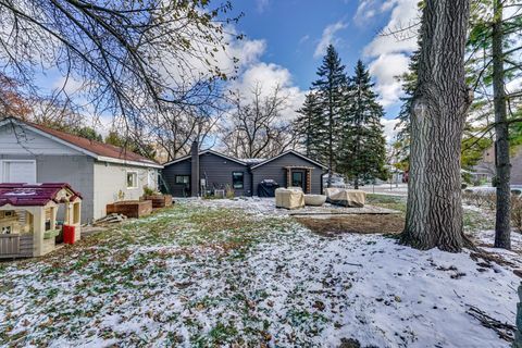 A home in Lake Orion Vlg