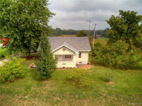 A home in Richfield Twp