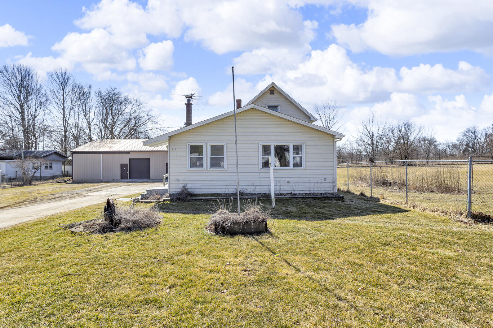 Listing image 1