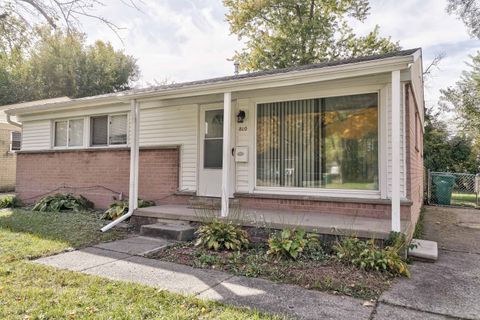 A home in Ypsilanti Twp