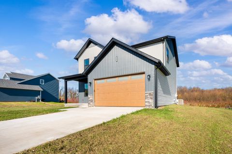 A home in Oronoko Twp