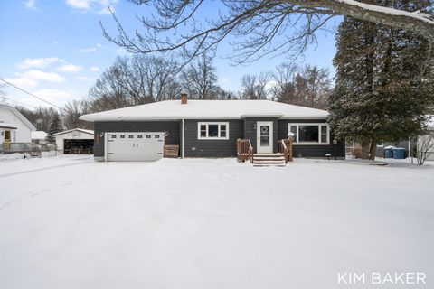 A home in Spring Lake Twp