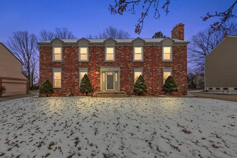 A home in West Bloomfield Twp