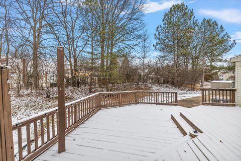 A home in West Bloomfield Twp