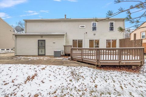 A home in West Bloomfield Twp