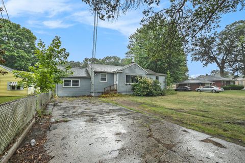 A home in Laketon Twp