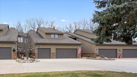 A home in Grosse Ile Twp