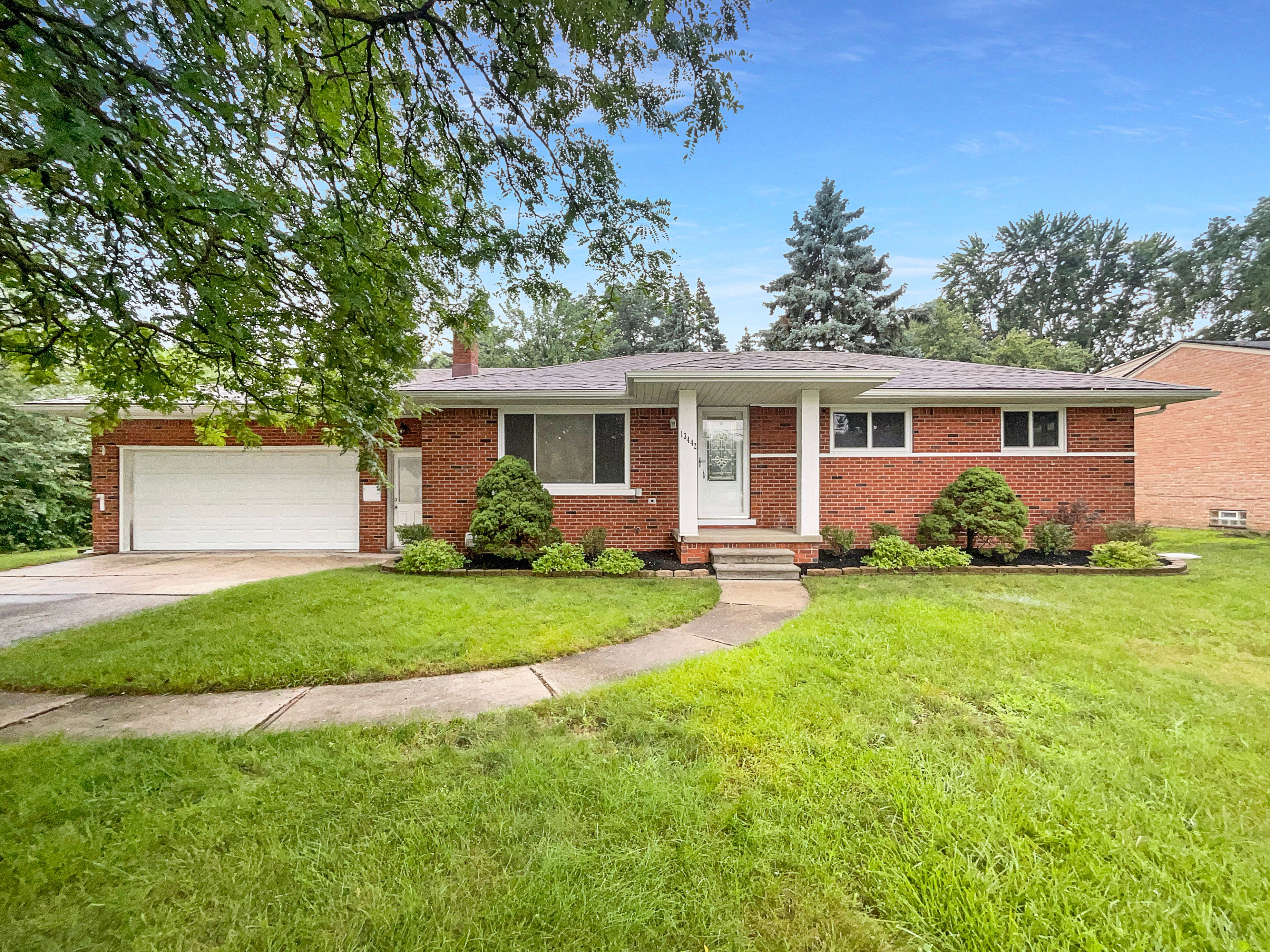 View Shelby Twp, MI 48315 house