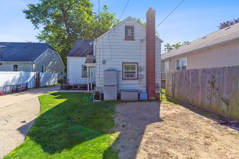 A home in Dearborn Heights