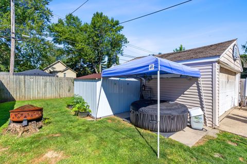 A home in Dearborn Heights