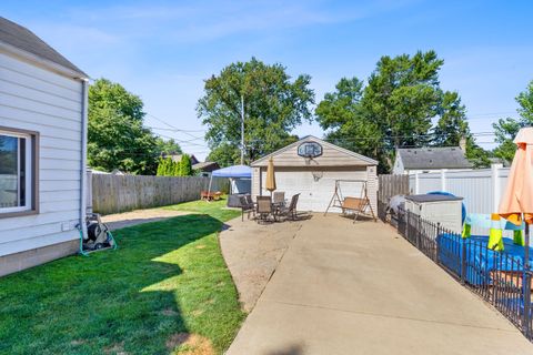 A home in Dearborn Heights