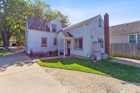 A home in Dearborn Heights