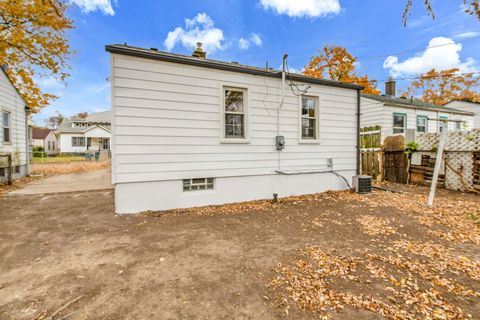 A home in Lincoln Park