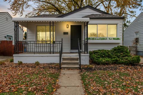 A home in Lincoln Park