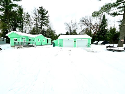 A home in Mills Twp