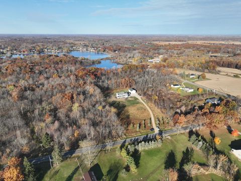 A home in Victor Twp