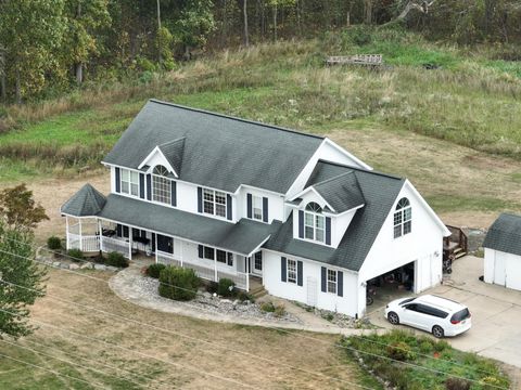 A home in Victor Twp