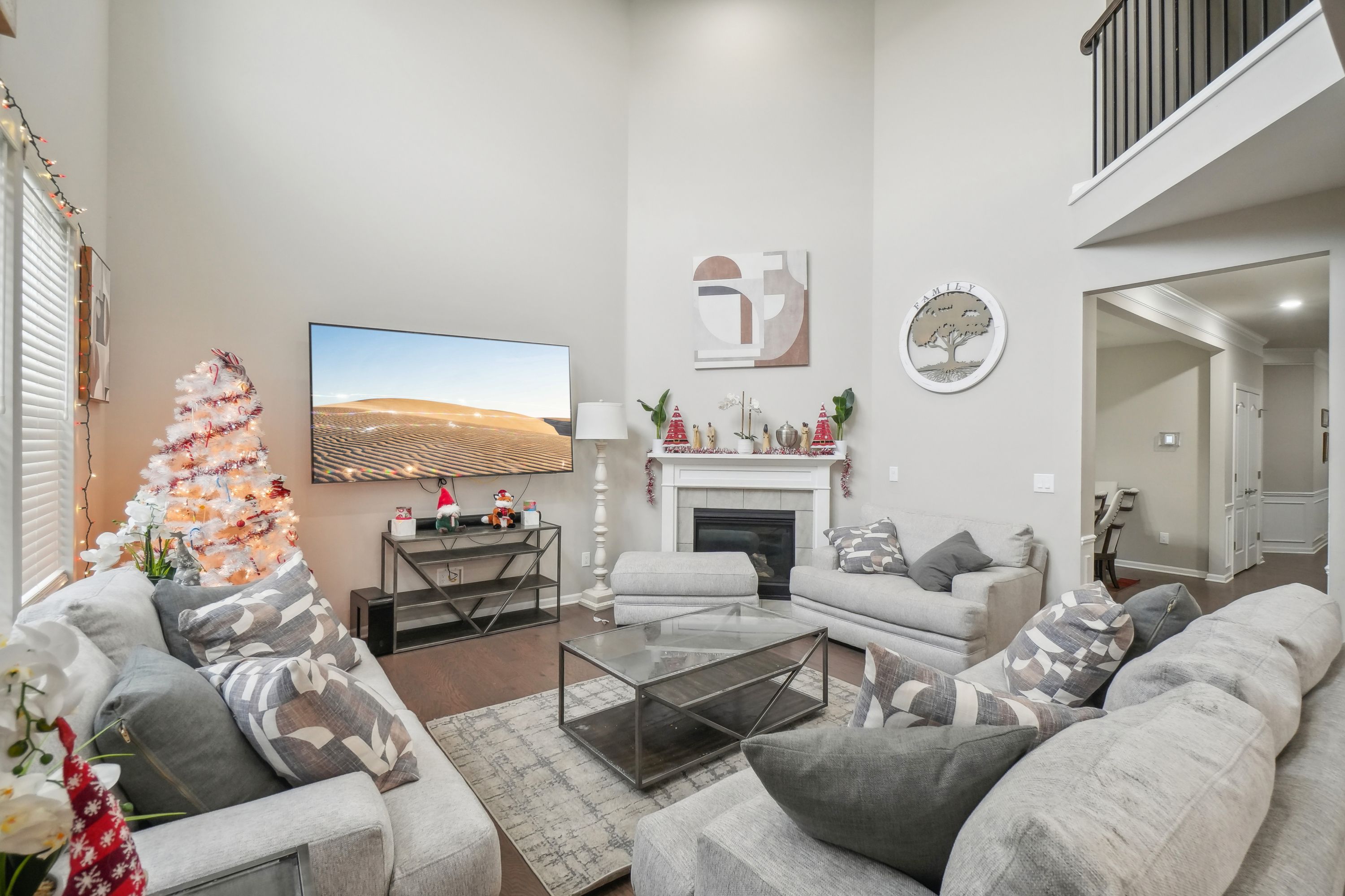 2785 TULIP Way