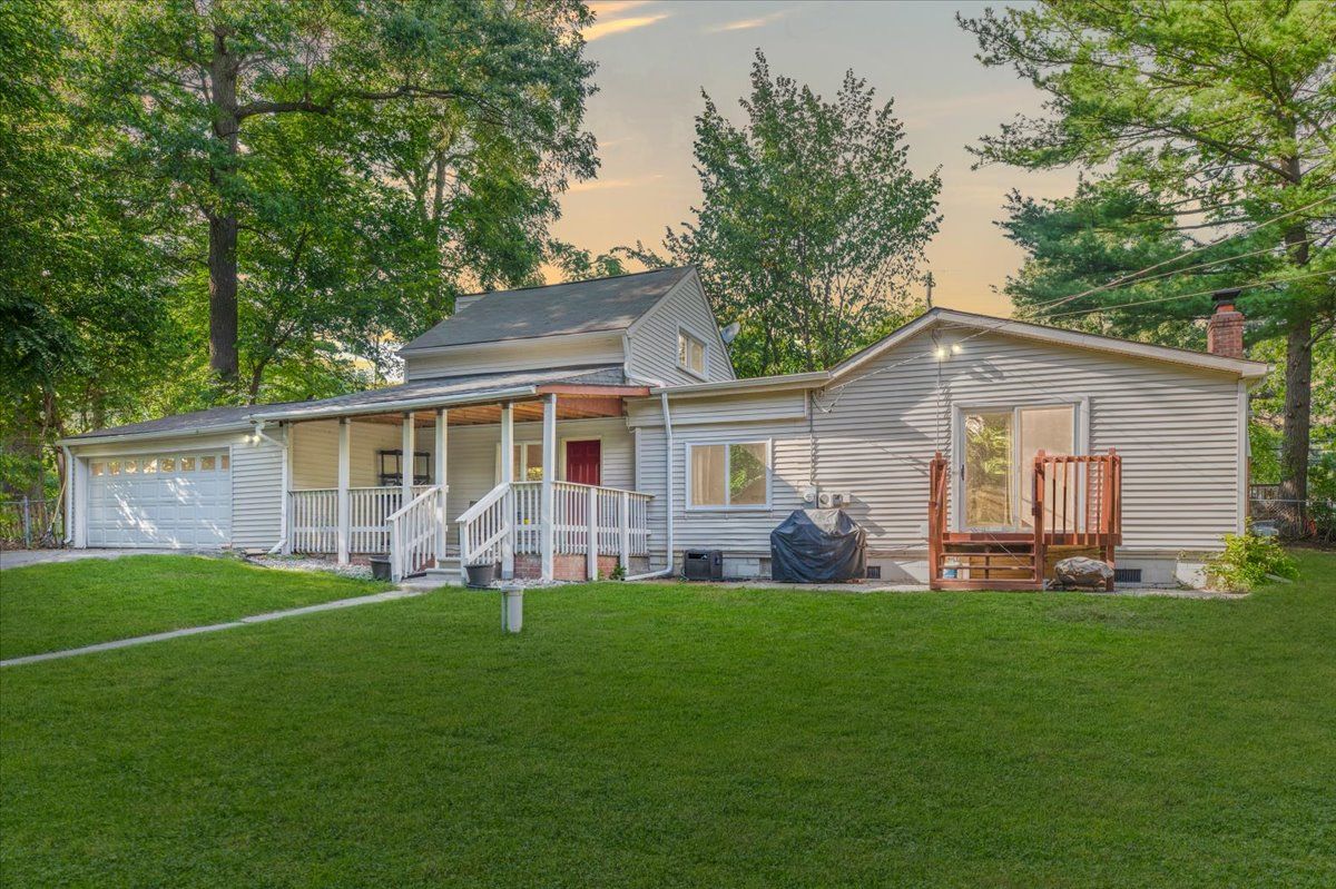 View Orion Twp, MI 48360 house
