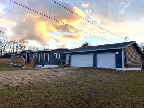 A home in Montcalm Twp