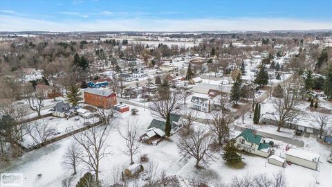 A home in Watertown Twp