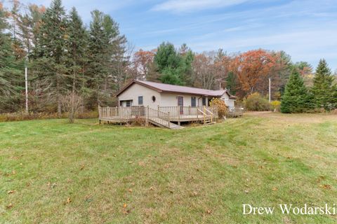 A home in Big Prairie Twp