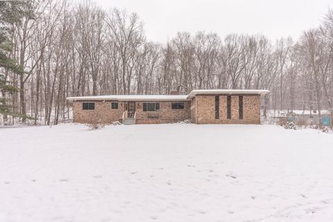 A home in Hartland Twp