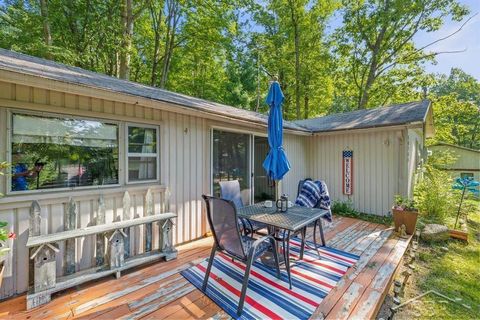 A home in Franklin Twp