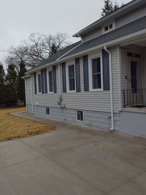 A home in Bay City