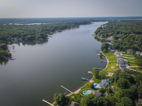 A home in Spring Lake Twp