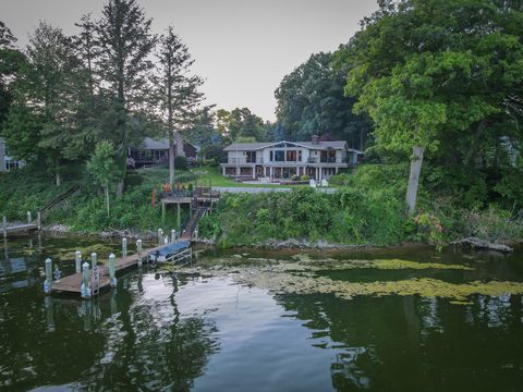 A home in Spring Lake Twp