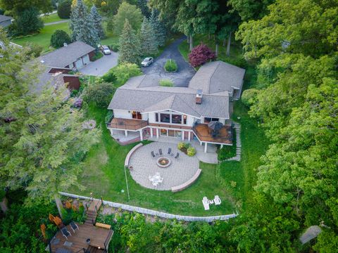 A home in Spring Lake Twp