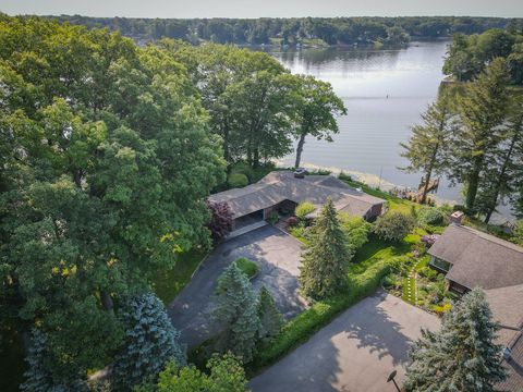 A home in Spring Lake Twp