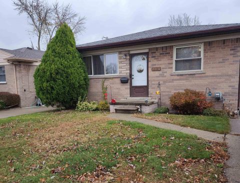 A home in Warren