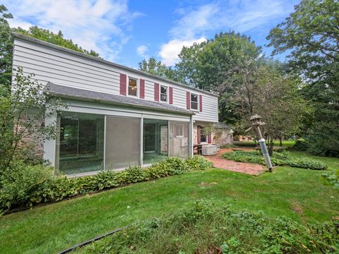 A home in Bloomfield Hills