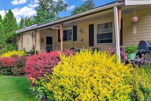 A home in Croswell