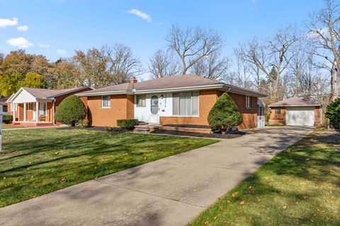 A home in Dearborn Heights