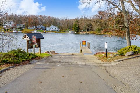 A home in Lake Orion Vlg