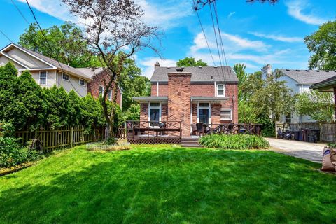 A home in Grosse Pointe Farms