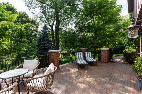 A home in Bloomfield Twp