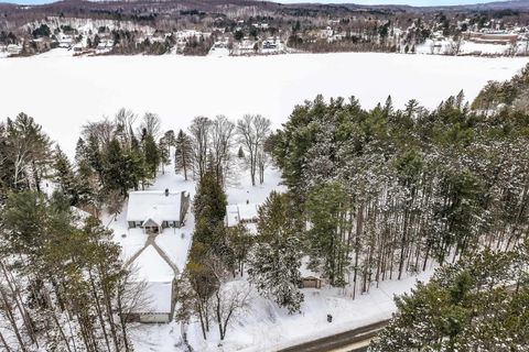 A home in Suttons Bay Twp