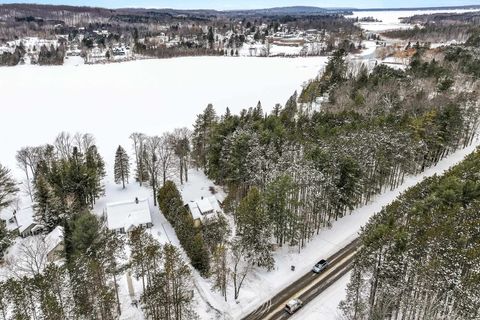 A home in Suttons Bay Twp