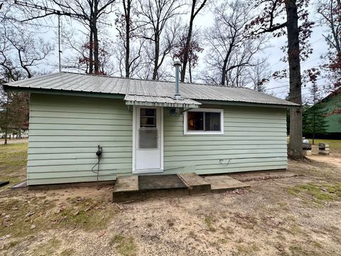 A home in Sauble Twp