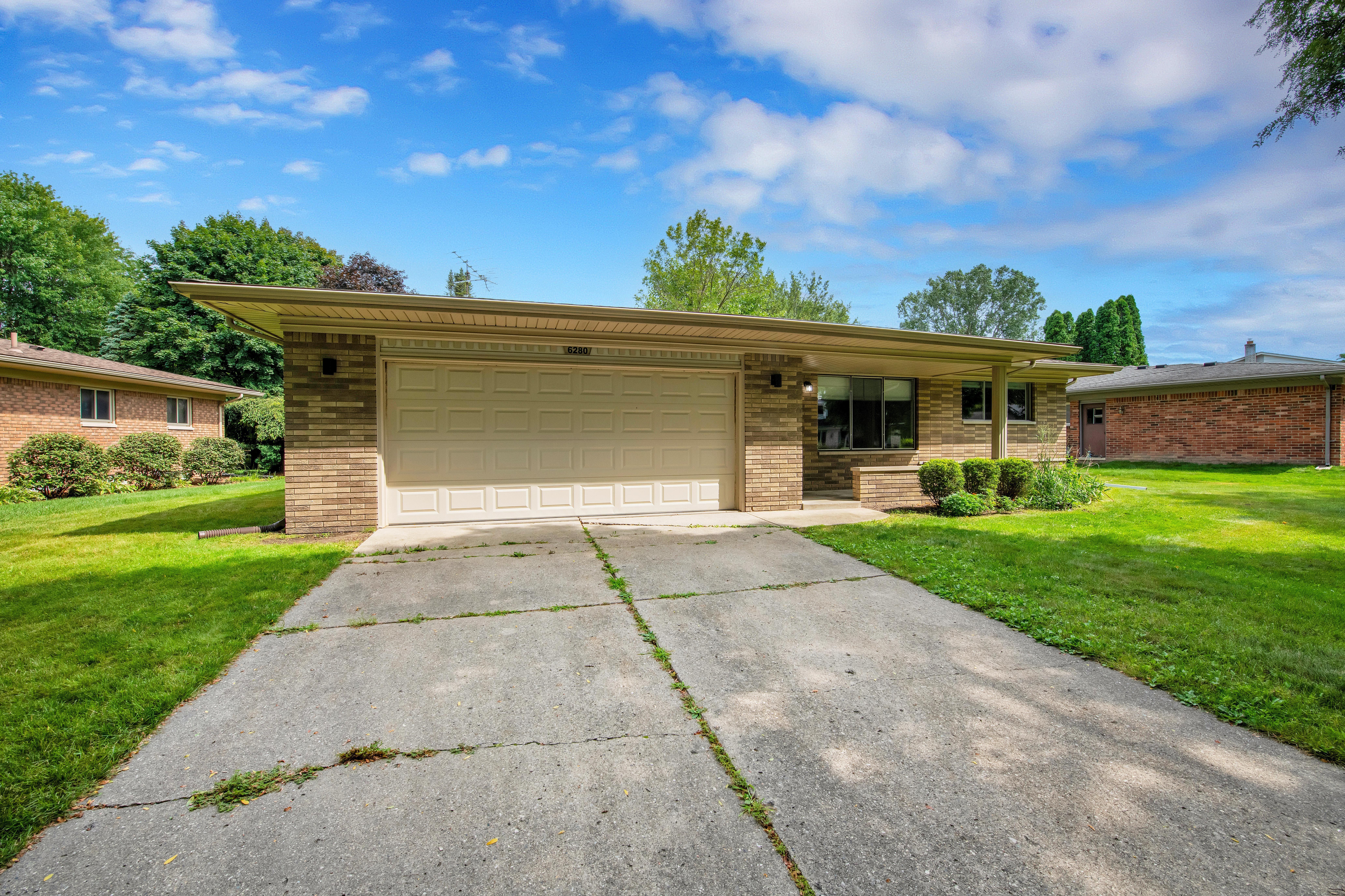 6280 Walker Drive