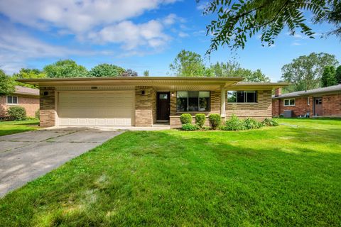 6280 Walker Drive Troy City MI 48085