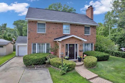 A home in Grosse Pointe Woods